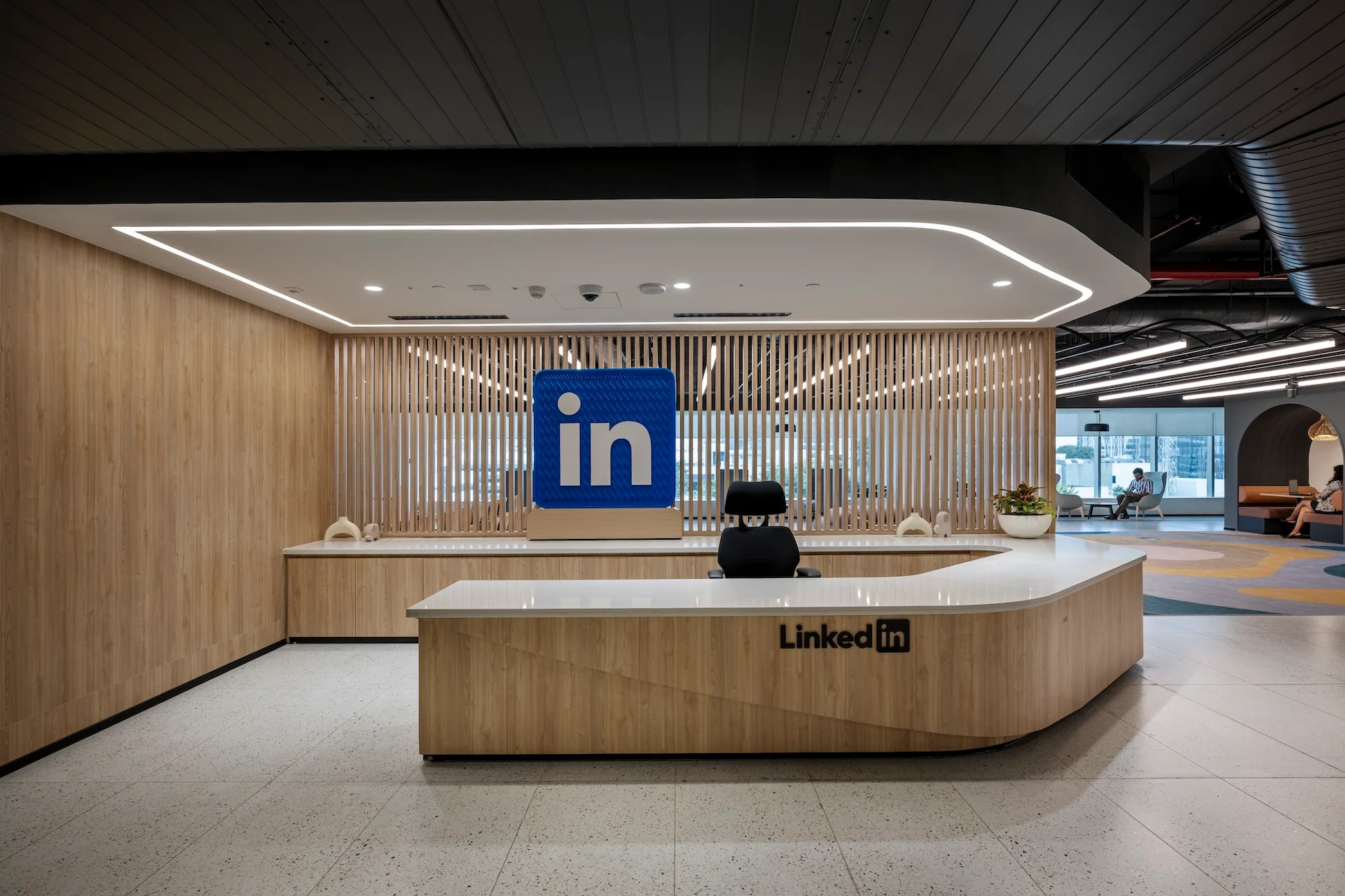 LinkedIn's Bengaluru Hub: A Showcase of Transformative Design Excellence 🌟